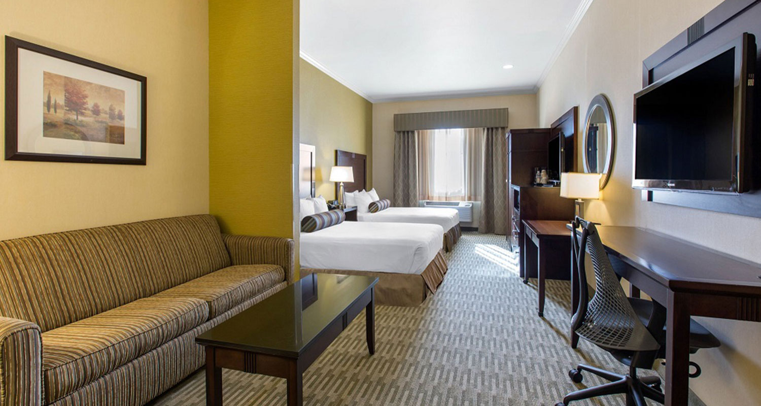 RELAX IN SPACIOUS AND WELL APPOINTED GUEST ROOMS AND SUITES AT OUR PASO ROBLES, CA HOTEL