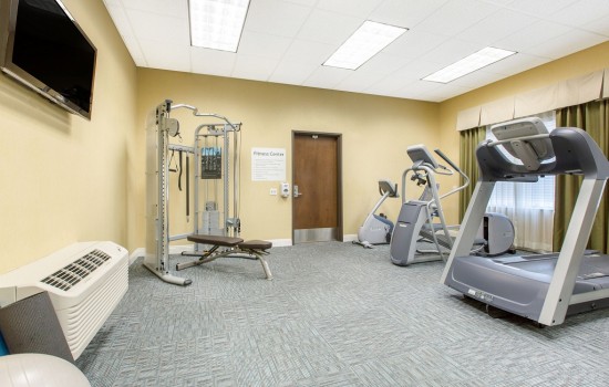 Welcome To The Oaks Hotel & Suites - Fitness Room